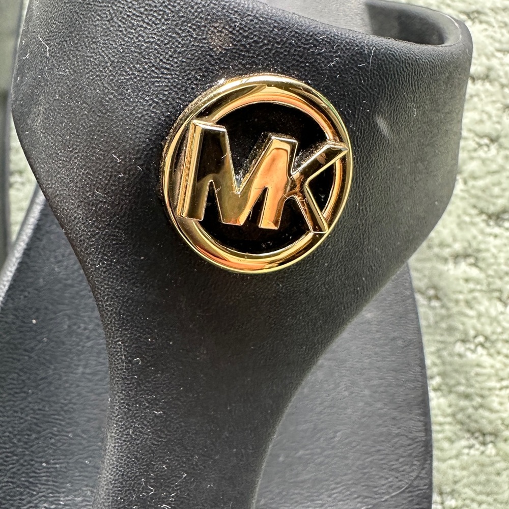 Michael Kors Black Flip Flops with Gold Emblem 11 - Picture 4 of 7